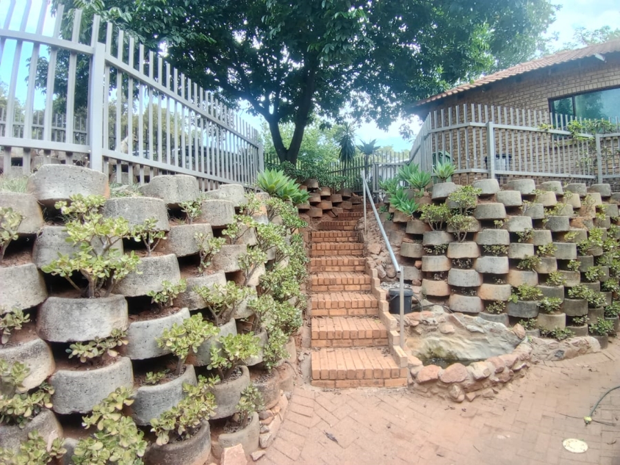 4 Bedroom Property for Sale in Cashan North West